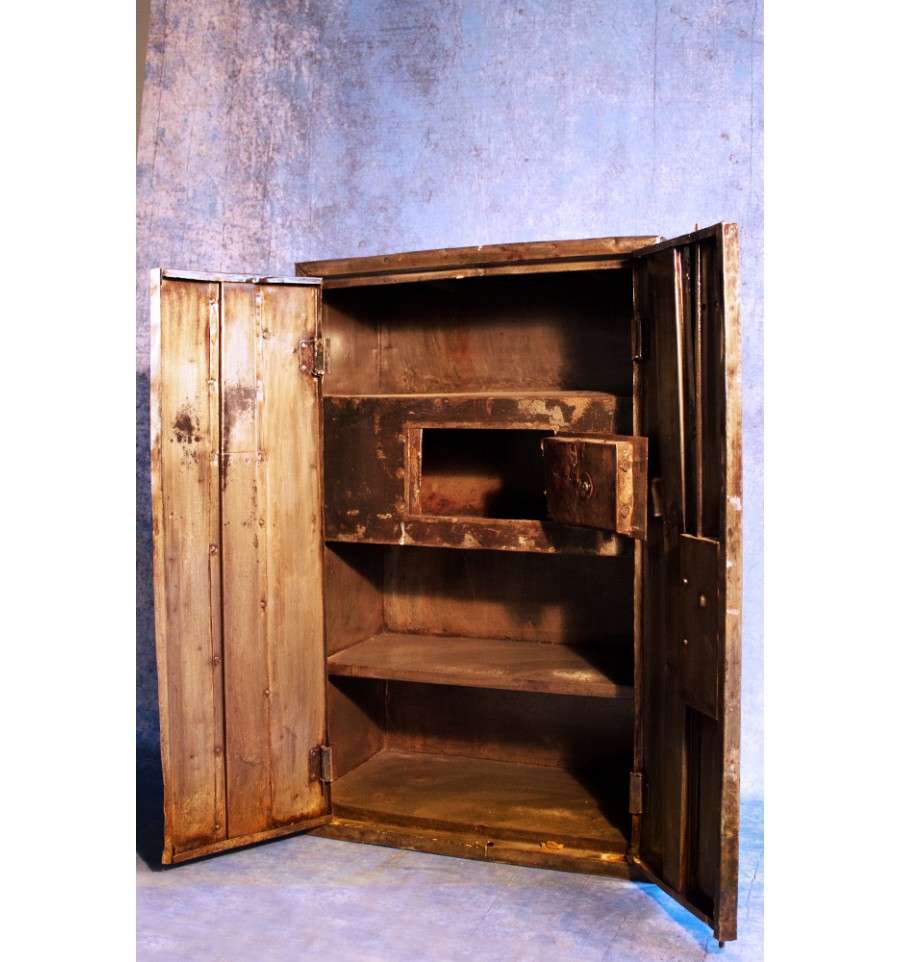 armoire metallique vintage armoire m 233 tallique 224 coffre fort vintage industriel armoire metallique vintage armoire m 233 tallique 224 coffre fort vintage industriel