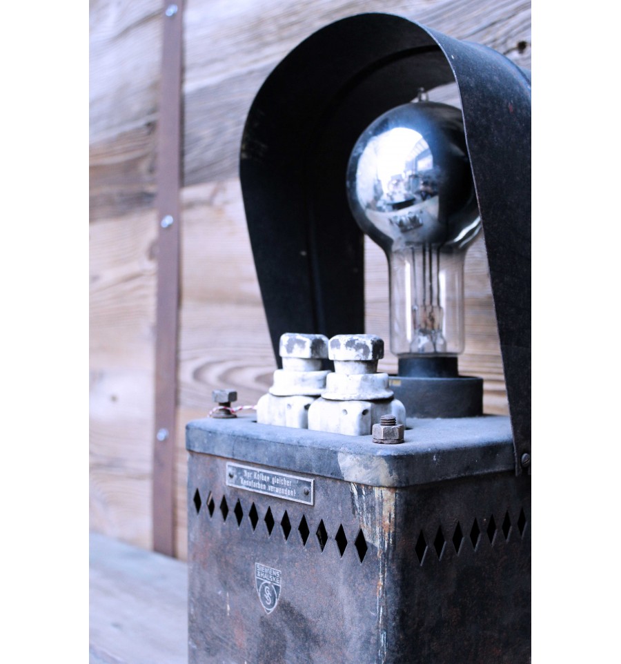Objet De Decoration Atypique Vintage Industriel